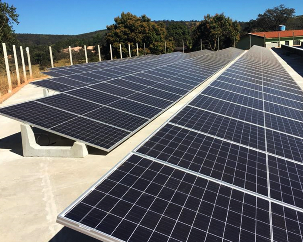 Estruturas inteligentes de concreto para usinas fotovoltaicas