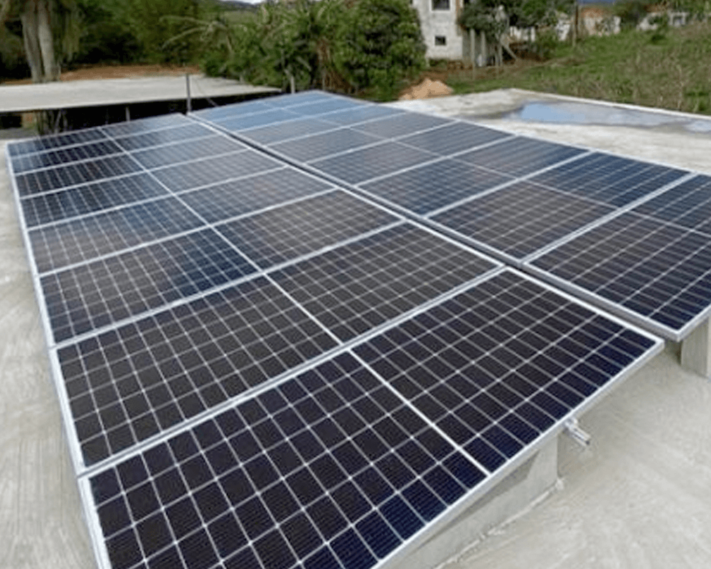 Vantagens da base fotovoltaica de concreto? Resistência a impactos